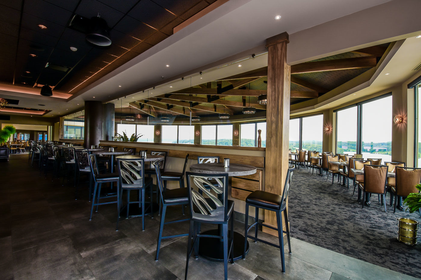 JB Hooks - The West Wing Cocktail Area